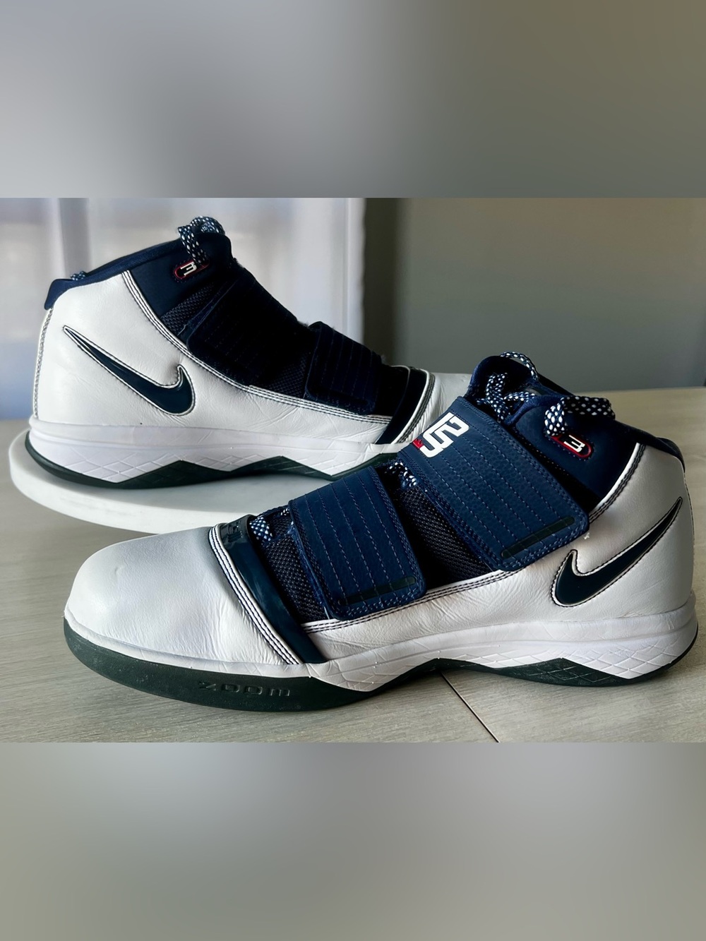 LeBron James Nike Zoom Soldier 3 Release 2009 Shoes in Navy & White Sz 13